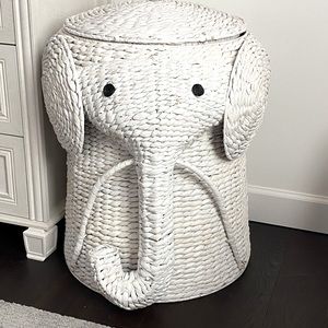 Elephant Hamper- White 24 inches
